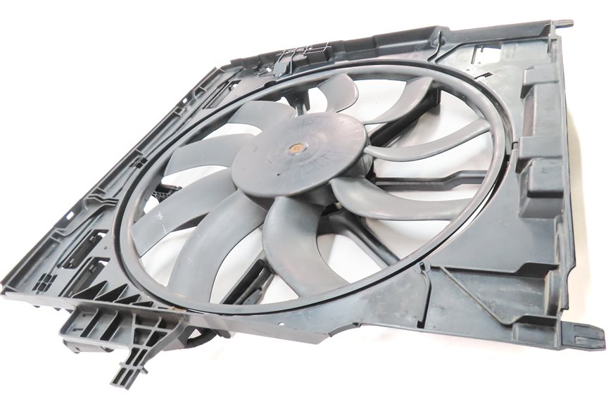 Thumbnail 4: 2014-2019 BMW X5 X6 (F15 F16) 2.0L / 3.0L / 3.0D 850 WATT RADIATOR COOLING FAN