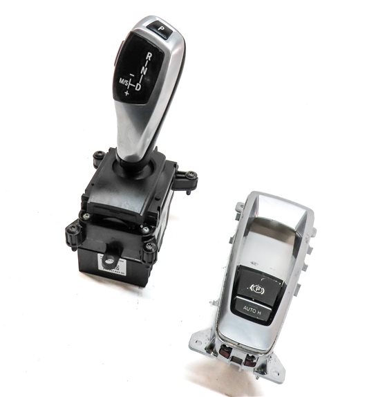 2014-2018 BMW X5 (F15) X-DRIVE AUTO AUTOMATIC TRANSMISSION GEAR SHIFTER w/ TRIM