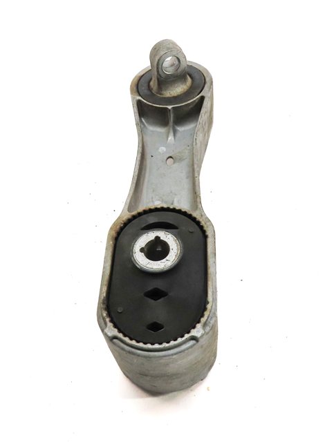 Thumbnail 4: 2022 BMW X2 (F39) 2.0L (B46D) ENGINE MOTOR SUPPORT MOUNT BRACKET