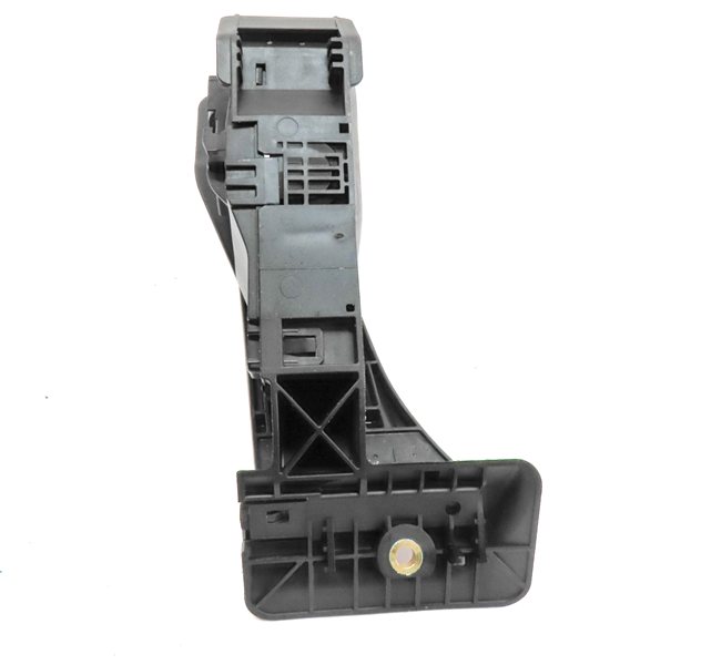 Thumbnail 5: 2022 BMW X2 (F39) 2.0L (B46D) THROTTLE GAS ACCELERATOR PEDAL ASSEMBLY
