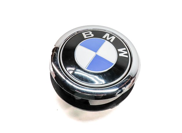 2022 BMW X2 (F39) REAR TRUNK LIFTGATE HATCH LID LOGO EMBLEM BADGE HANDLE