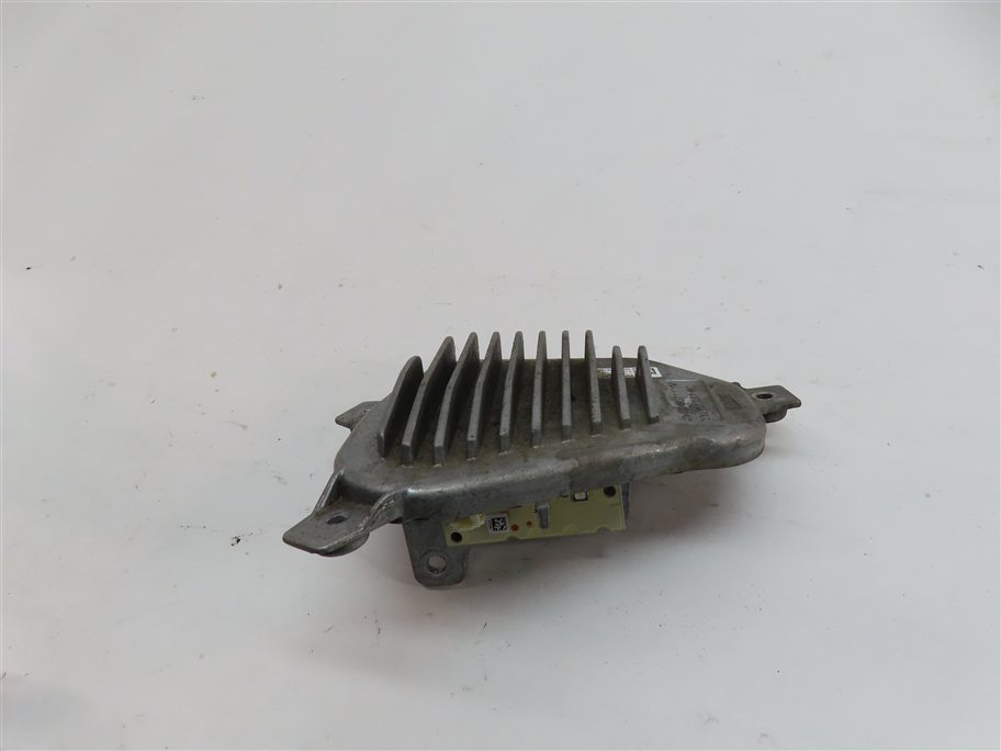 Thumbnail 4: 2022 BMW X2 (F39) FRONT LEFT DRIVER LED HEADLIGHT HEAD LIGHT LAMP CONTROL MODULE