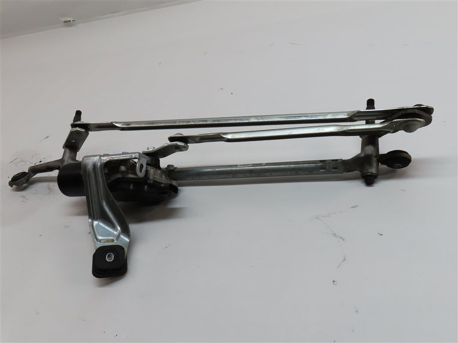 Thumbnail 2: 2018-2022 BMW X2 (F39) FRONT WINDSHIELD WIPER TRANSMISSION w/ MOTOR