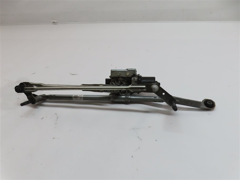 Thumbnail 4: 2018-2022 BMW X2 (F39) FRONT WINDSHIELD WIPER TRANSMISSION w/ MOTOR