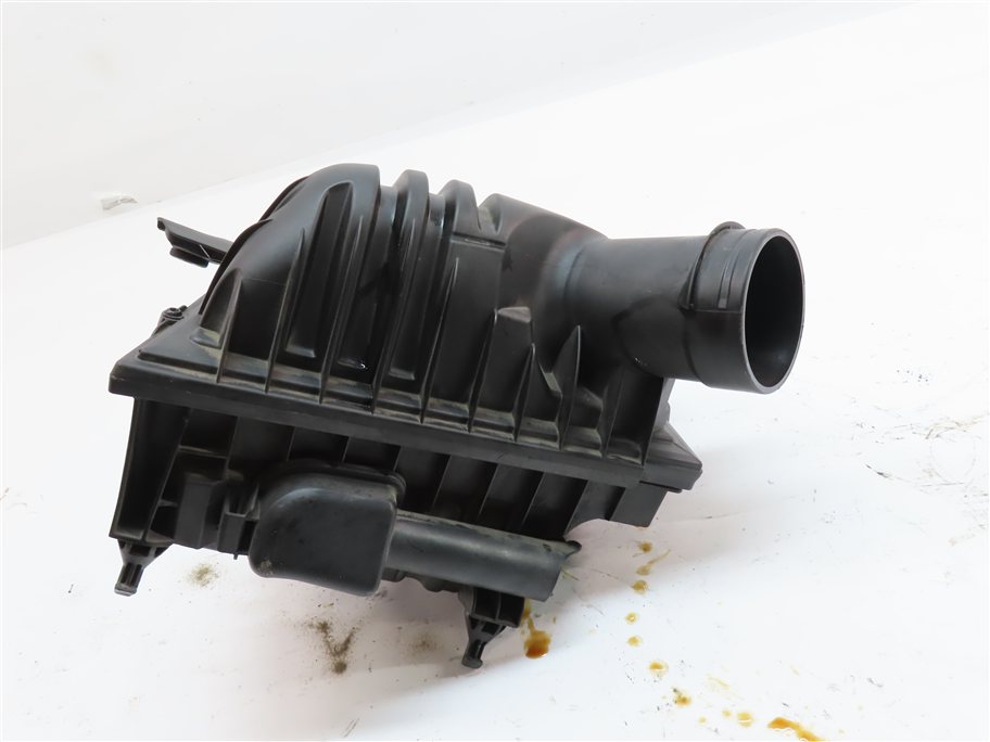 Thumbnail 3: 2020-2022 BMW 228 X1 X2 COUNTRYMAN (F22 F39) 2.0L AIR INTAKE FILTER CLEANER BOX