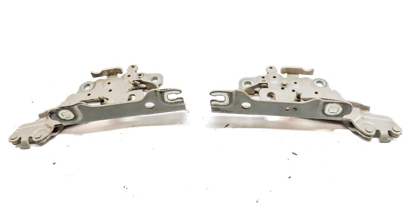 Thumbnail 2: 12-21 BMW 2 3 4 SERIES (F22 F30 F32 F34) LEFT & RIGHT HOOD HINGE SET 2 (Silver)