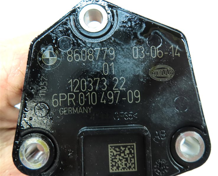 Thumbnail 6: 2014 BMW 335I (F30) 3.0L (N55) ENGINE MOTOR OIL FLUID LEVEL SENSOR MODULE