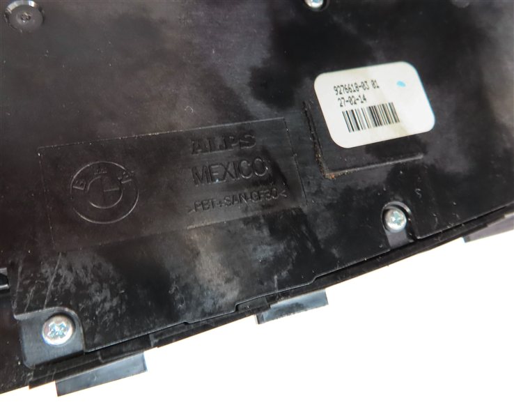 Thumbnail 6: 2014 BMW 335I (F30) FRONT RIGHT PASSENGER SEAT POSITION ADJUST SWITCH BUTTONS