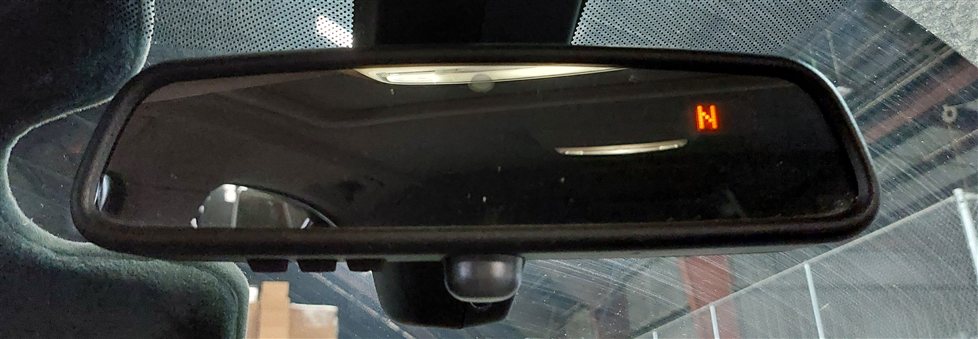 Thumbnail 2: 13-16 BMW 320i 328i 335i F30 AUTODIM REAR VIEW MIRROR w/HOMELINK COMPASS (Black)