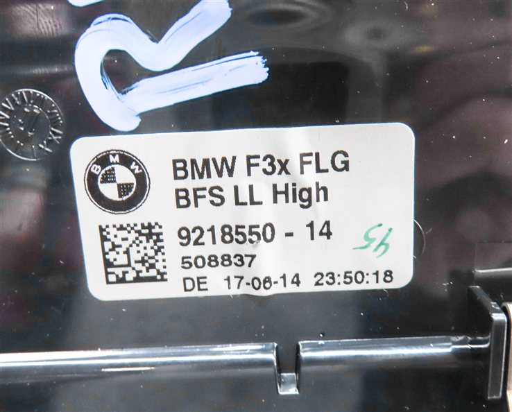 Thumbnail 6: 2014 BMW 335I (F30) FRONT RIGHT PASSENGER OUTER DASH HEAT AIR AC HVAC VENT