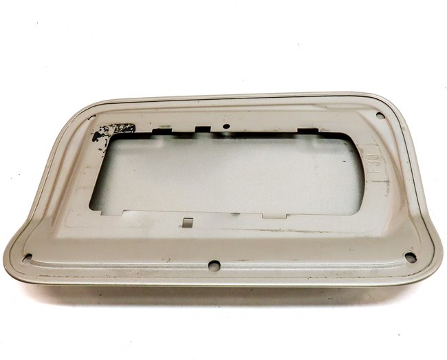 Thumbnail 4: 13-18 BMW 3-SERIES M3 (F30) SEDAN FUEL TANK DOOR LID COVER TRIM (Silver)