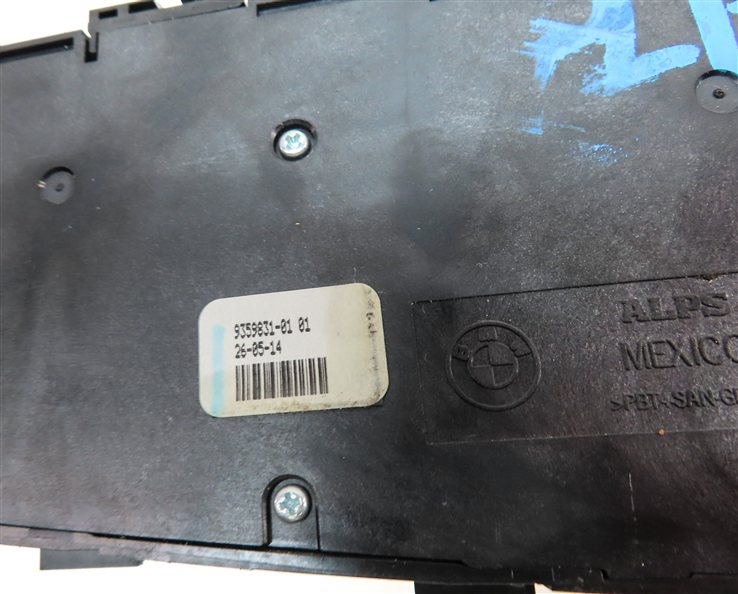 Thumbnail 7: 2014 BMW 335I (F30) FRONT LEFT DRIVER MEMORY SEAT POSITION ADJUST SWITCH