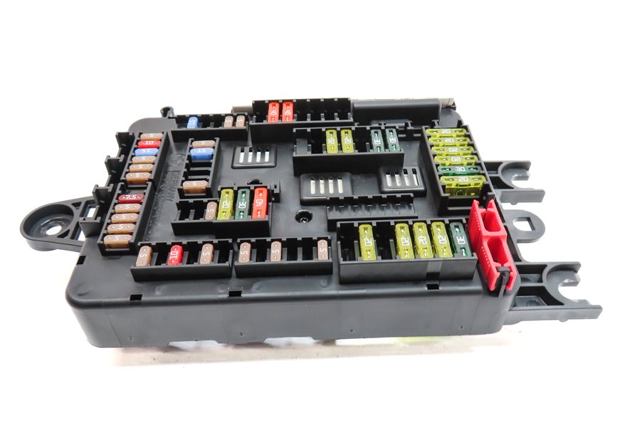 Thumbnail 3: 2014 BMW 335I (F30) 3.0L (N55) REAR TRUNK MOUNT FUSE RELAY MODULE BOX