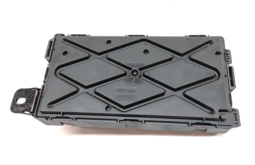 Thumbnail 6: 2014 BMW 335I (F30) REAR BCM BODY CONTROL MODULE