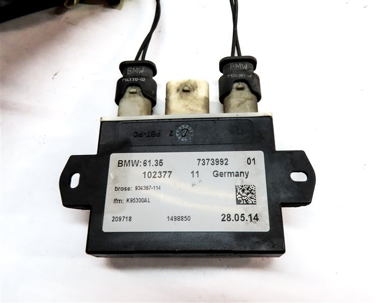 Thumbnail 6: 12-17 BMW 3 4 5 7 X3 X6 F01 F10 F30 KICK SENSOR SMART OPENER ANTENNA w/MODULE