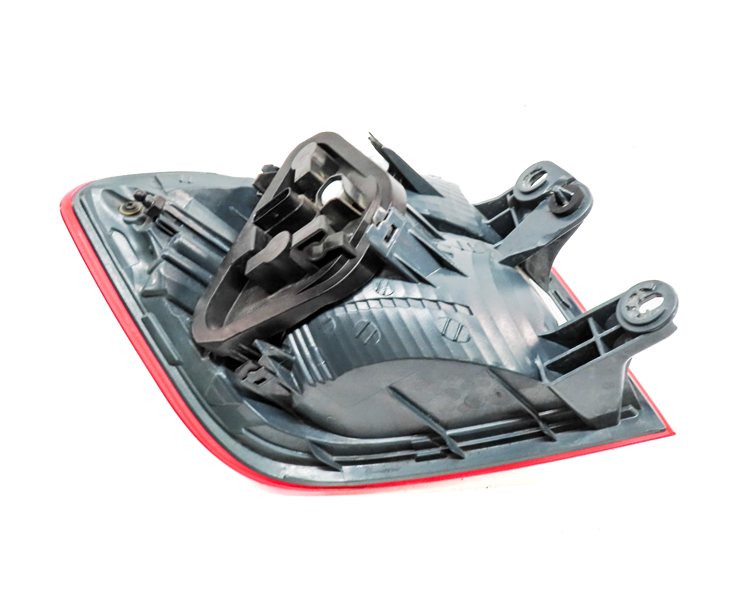 Thumbnail 5: 12-15 BMW 3 SERIES (F30) SEDAN RIGHT PASSENGER OUTER TAILLIGHT BRAKE LIGHT LAMP