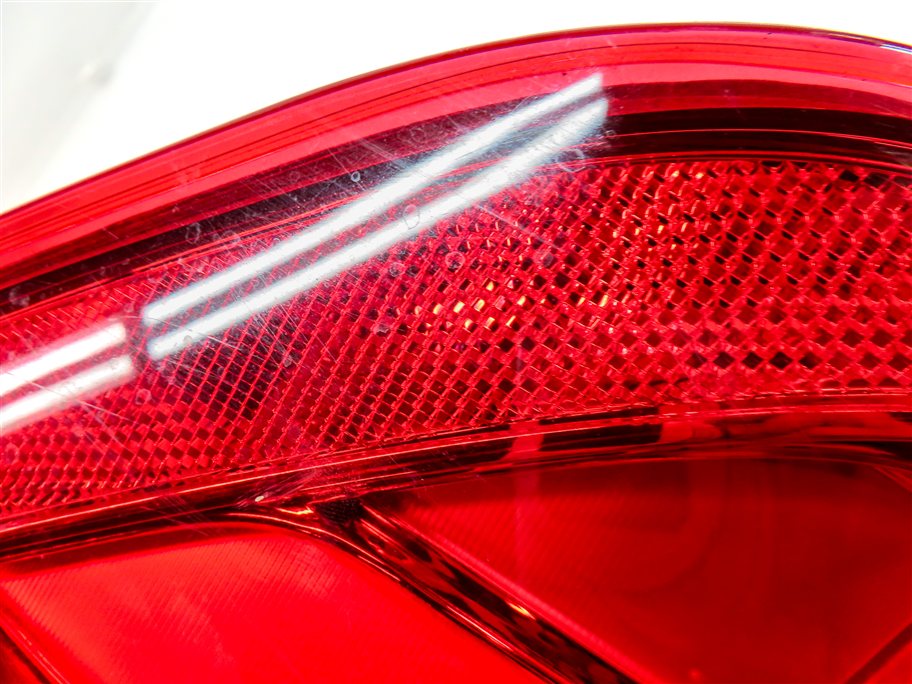 Thumbnail 8: 12-15 BMW 3 SERIES (F30) SEDAN RIGHT PASSENGER OUTER TAILLIGHT BRAKE LIGHT LAMP