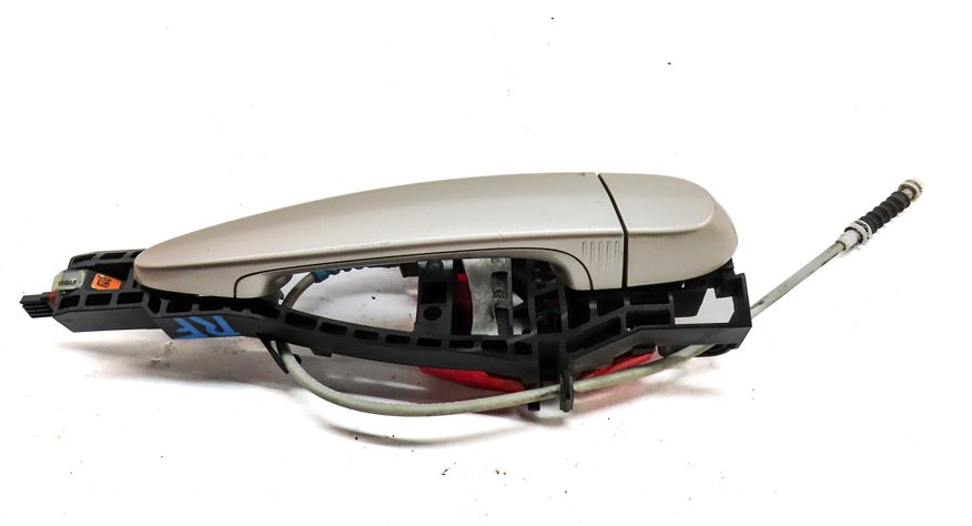 Thumbnail 4: 12-19 BMW 328i 330i 335i 340i (F30) RIGHT FRONT COMFORT DOOR HANDLE (Silver)