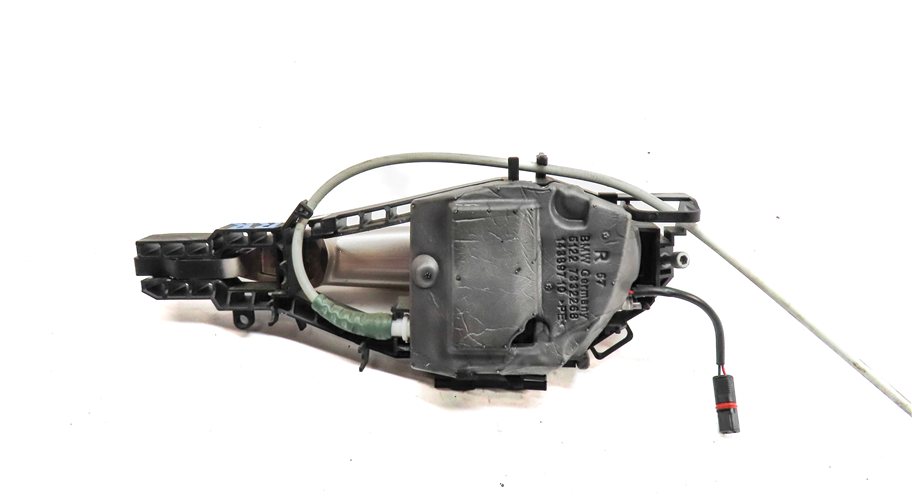 Thumbnail 5: 12-19 BMW 228i 328i 330i 335i (F30 F31 F32 F33) RIGHT REAR DOOR HANDLE (Silver)