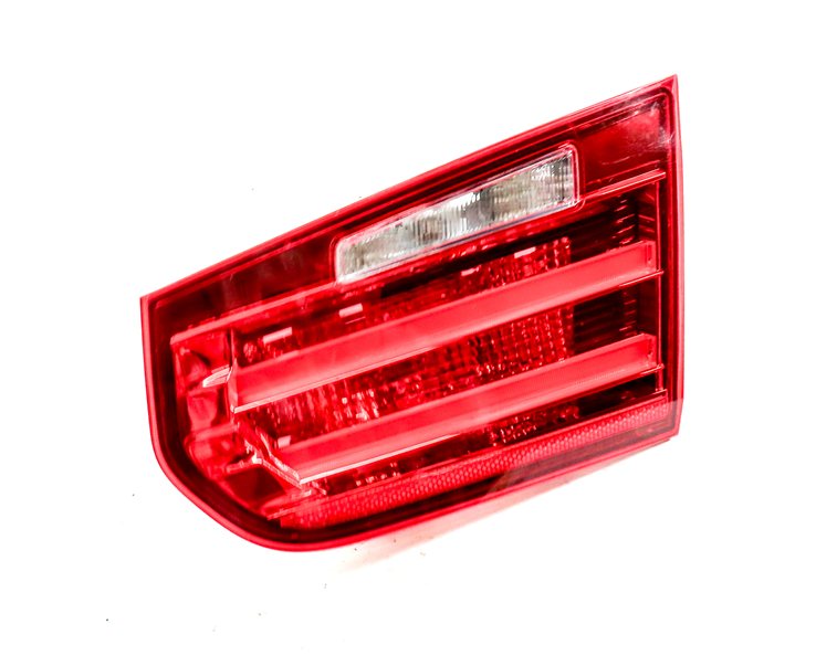 12-15 BMW 320i 328i 335i M3 (F30) SEDAN RIGHT TRUNK INNER TAILLIGHT LIGHT LAMP