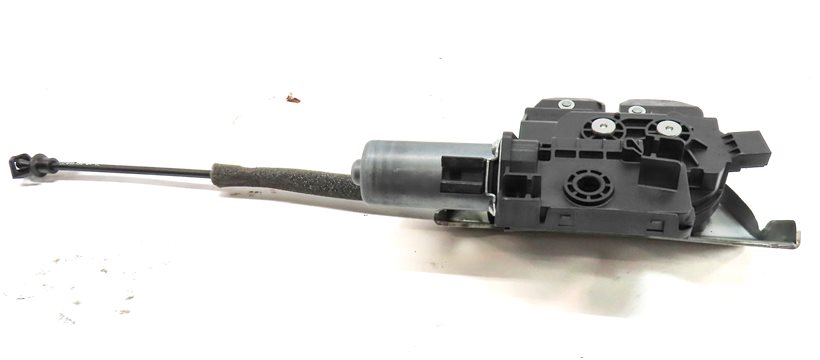 Thumbnail 6: 2012 PORSCHE PANAMERA (970 G1) REAR TRUNK LIFTGATE HATCH LID LOCK LATCH ACTUATOR