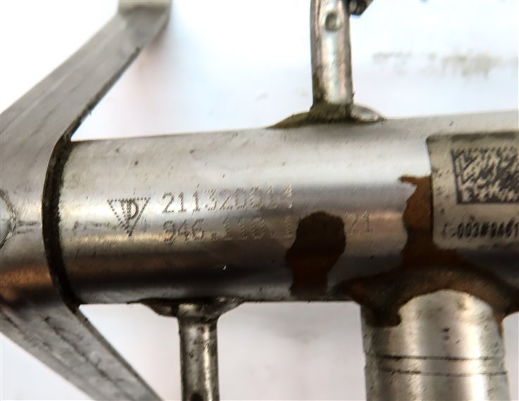 Thumbnail 6: 2012 PORSCHE PANAMERA (970 G1) 3.6L (M46.20) ENGINE FUEL INJECTOR RAIL w/ LINES