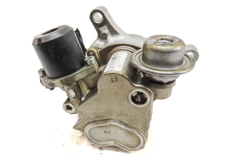 Thumbnail 4: 2010-2016 PORSCHE PANAMERA (970 G1) 3.6L / 4.8L ENGINE HIGH PRESSURE FUEL PUMP