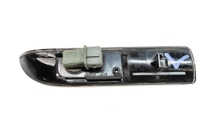 Thumbnail 4: 2010-2016 PORSCHE PANAMERA (970 G1) LEFT DRIVER FENDER SIGNAL MARKER LIGHT LAMP