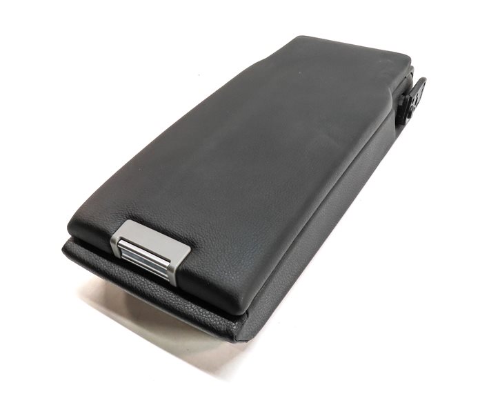 10-16 PORSCHE PANAMERA (970) REAR CENTER SEAT ARMREST ARM REST LID (Black)