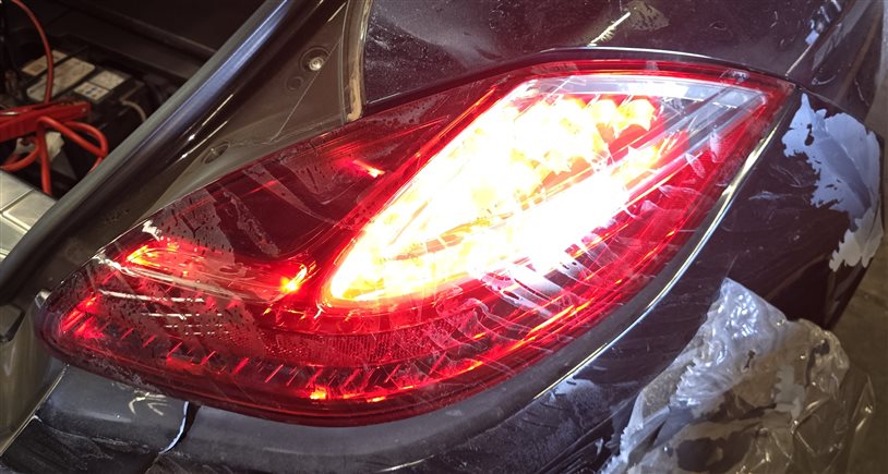 Thumbnail 2: 2010-2013 PORSCHE PANAMERA (970 G1) RIGHT PASSENGER TAILLIGHT BRAKE LIGHT LAMP