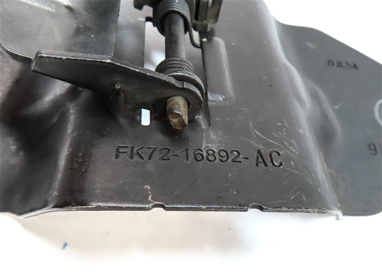 Thumbnail 6: 17 ROVER DISCOVERY SPORT (L550) FRONT HOOD LID SAFETY HOOK CATCH RELEASE HANDLE
