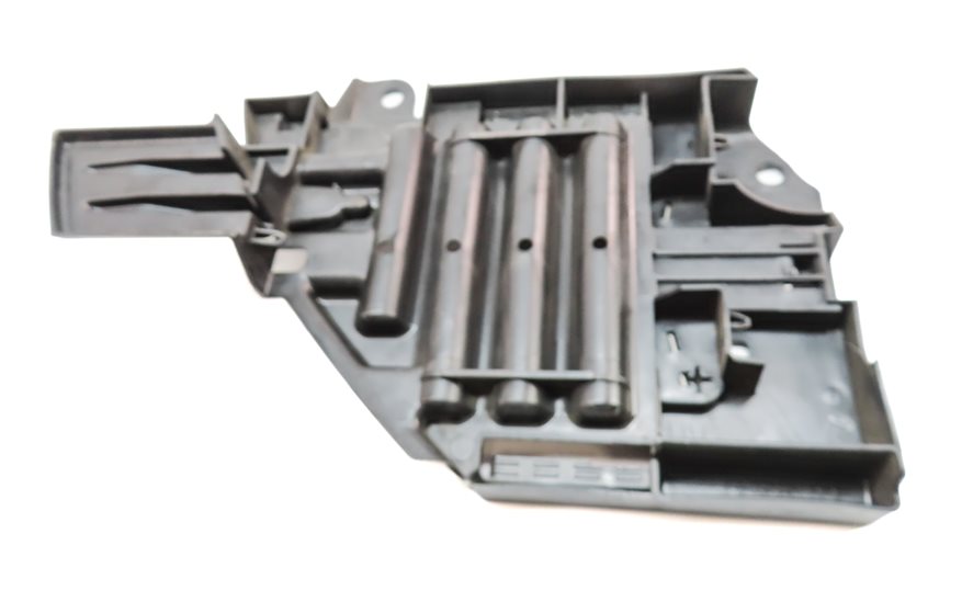 Thumbnail 7: 2017 LAND ROVER DISCOVERY SPORT (L550) RIGHT PASSENGER HEADLIGHT MOUNT BRACKET