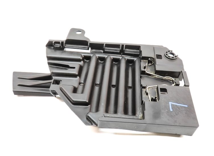 Thumbnail 3: 2017 LAND ROVER DISCOVERY SPORT (L550) FRONT LEFT DRIVER HEADLIGHT MOUNT BRACKET