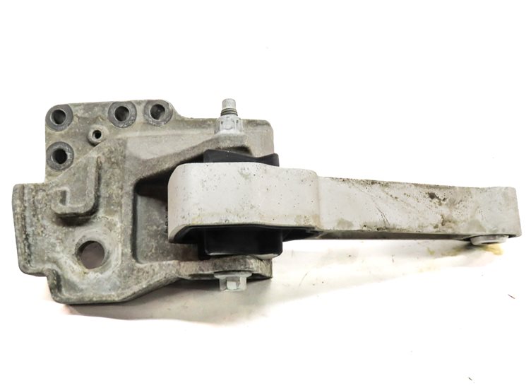 Thumbnail 2: 2017 LAND ROVER DISCOVERY SPORT (L550) 2.0L UPPER ENGINE MOTOR MOUNT BRACKET