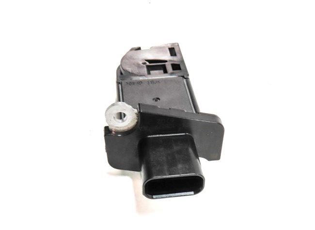 Thumbnail 3: 12-17 LAND ROVER LR2 EVOQUE DISCOVERY (L538 L550) 2.0L MASS AIR FLOW SENSOR MAF