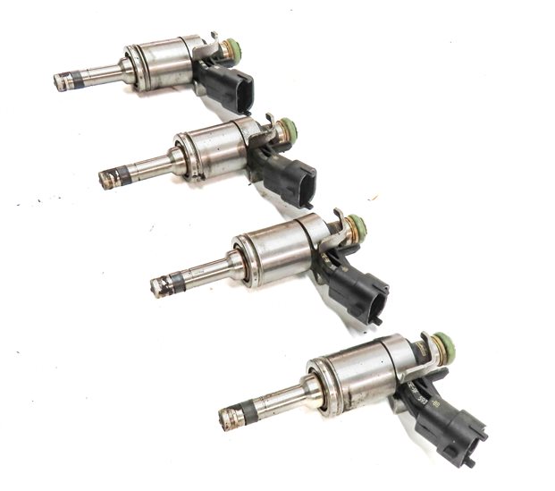 Thumbnail 3: 12-17 LR2 DISCOVERY SPORT RANGE ROVER EVOQUE (L538 L550) 2.0L FUEL INJECTOR SET