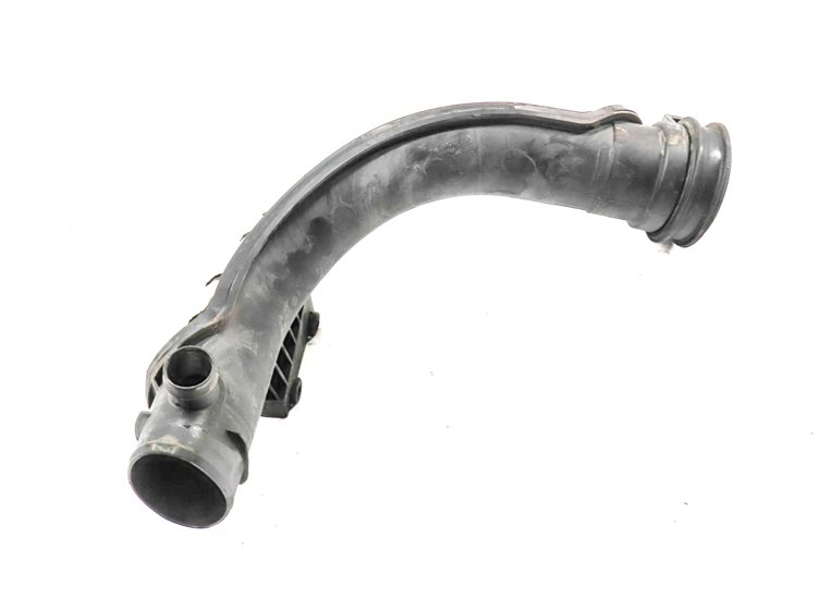 Thumbnail 1: 2017 LAND ROVER DISCOVERY SPORT (L550) 2.0L ENGINE AIR INTAKE HOSE PIPE DUCT