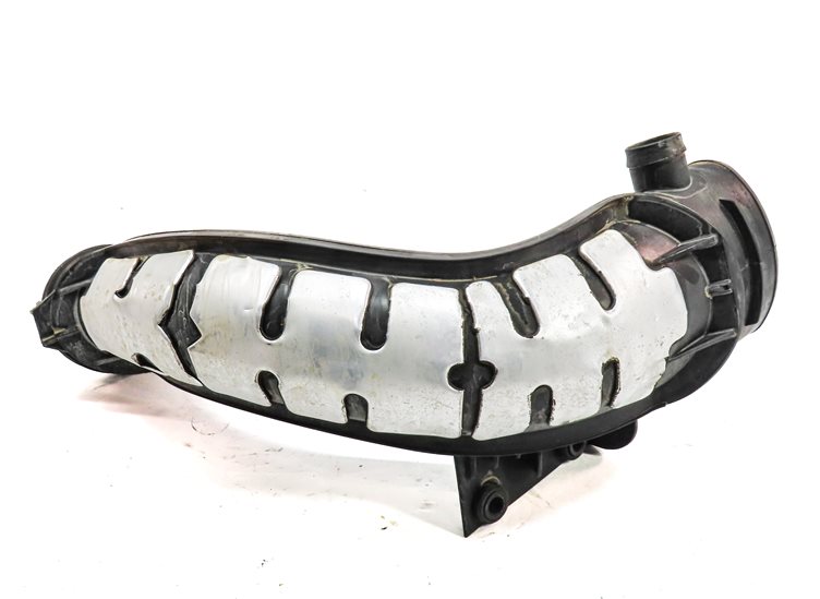 Thumbnail 5: 2017 LAND ROVER DISCOVERY SPORT (L550) 2.0L ENGINE AIR INTAKE HOSE PIPE DUCT