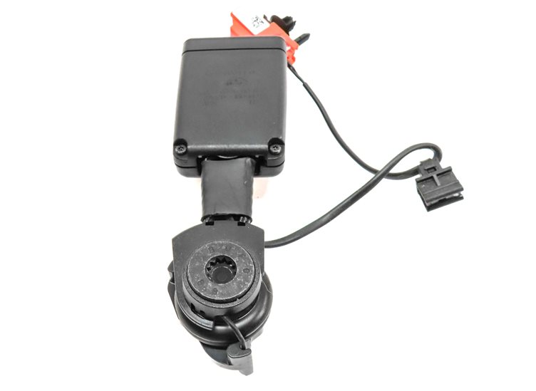 Thumbnail 4: 17 LAND ROVER DISCOVERY SPORT (L550) REAR 2ND ROW LEFT SEATBELT BUCKLE RECEIVER
