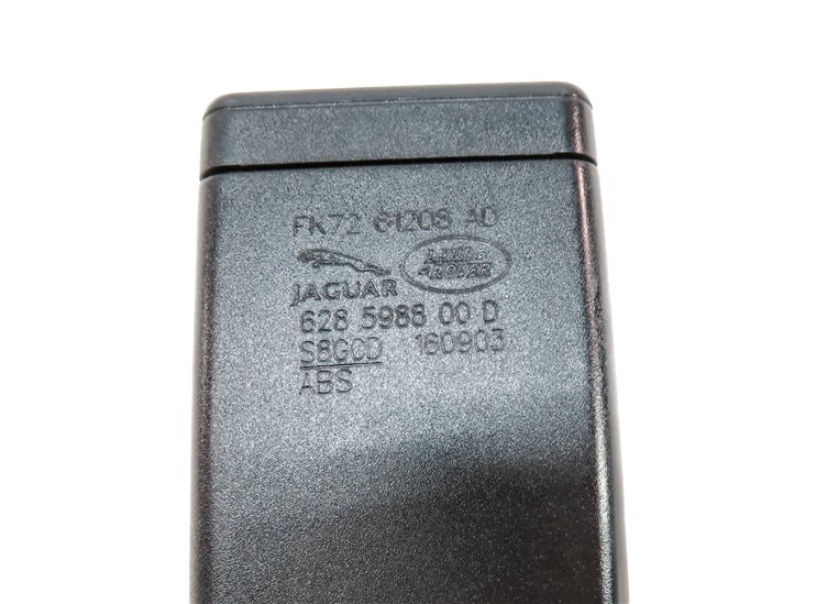 Thumbnail 5: 2015-2019 LAND ROVER DISCOVERY SPORT (L550) FRONT RIGHT SEATBELT BUCKLE RECEIVER