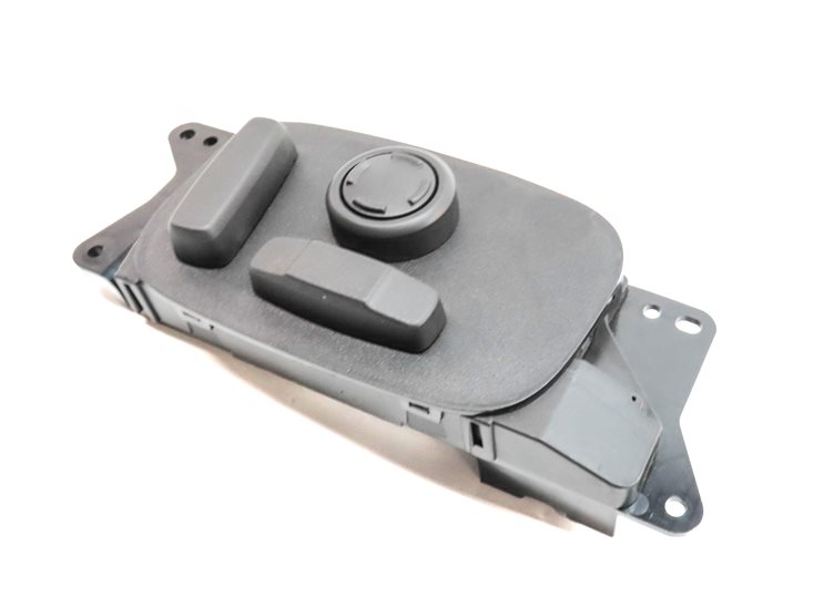 Thumbnail 1: 17 ROVER DISCOVERY SPORT (L550) FRONT RIGHT SEAT POSITION ADJUST SWITCH w/LUMBAR