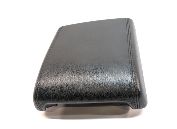 Thumbnail 2: 2015-2019 LAND ROVER DISCOVERY SPORT (L550) CENTER CONSOLE ARMREST LID (Black)