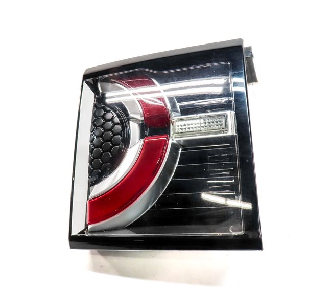Thumbnail 3: 2015-2019 LAND ROVER DISCOVERY SPORT (L550) LEFT REAR INNER TAILLIGHT LIGHT LAMP
