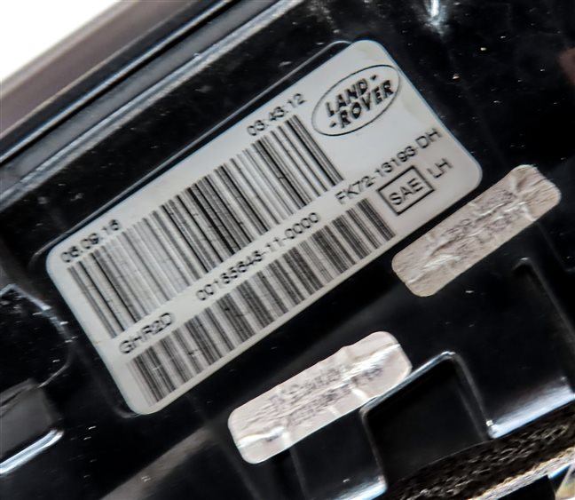 Thumbnail 7: 2015-2019 LAND ROVER DISCOVERY SPORT (L550) LEFT REAR INNER TAILLIGHT LIGHT LAMP