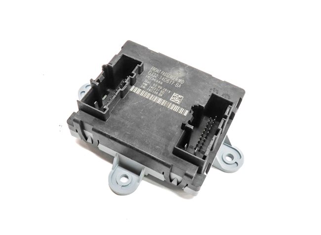 Thumbnail 1: 2017 LAND ROVER DISCOVERY SPORT (L550) FRONT RIGHT PASSENGER DOOR CONTROL MODULE