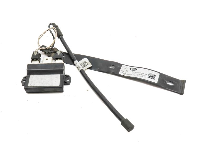 Thumbnail 2: 16-19 LAND ROVER DISCOVERY SPORT (L550) LIFTGATE SMART OPENER MODULE w/ ANTENNA