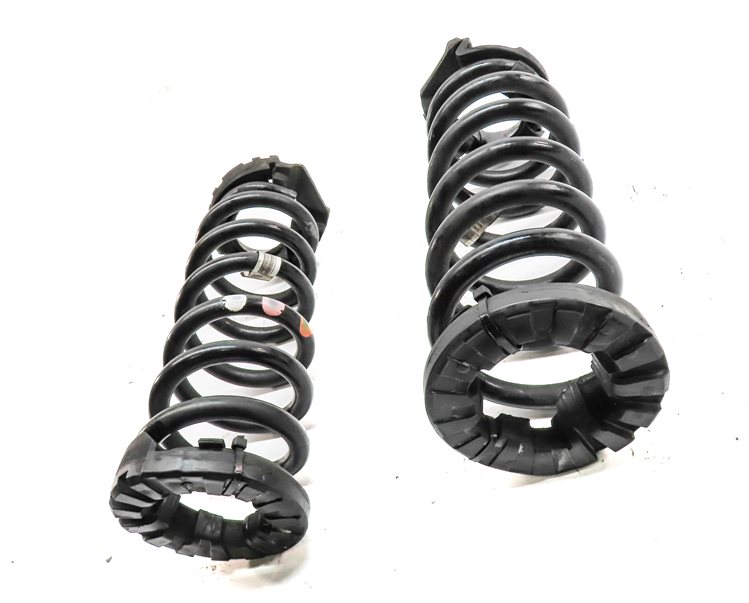 Thumbnail 2: 2015-2019 LAND ROVER DISCOVERY SPORT (L550) REAR SUSPENSION COIL SPRING SET-2