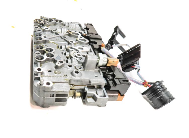 Thumbnail 4: 2014-2017 EVOQUE DISCOVERY SPORT (L538 L550) 9HP-48 AUTO TRANSMISSION VALVE BODY
