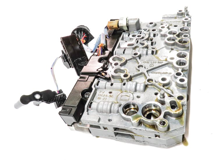 Thumbnail 5: 2014-2017 EVOQUE DISCOVERY SPORT (L538 L550) 9HP-48 AUTO TRANSMISSION VALVE BODY