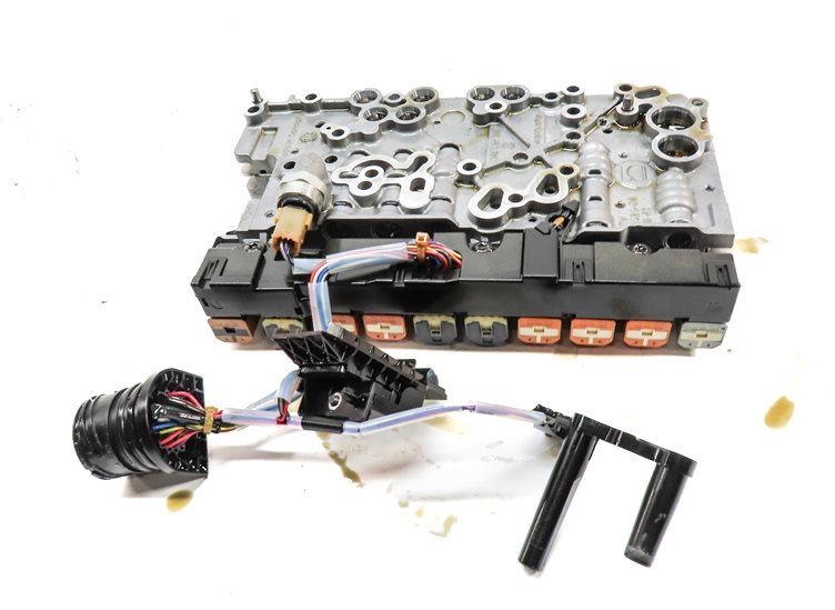 Thumbnail 7: 2014-2017 EVOQUE DISCOVERY SPORT (L538 L550) 9HP-48 AUTO TRANSMISSION VALVE BODY
